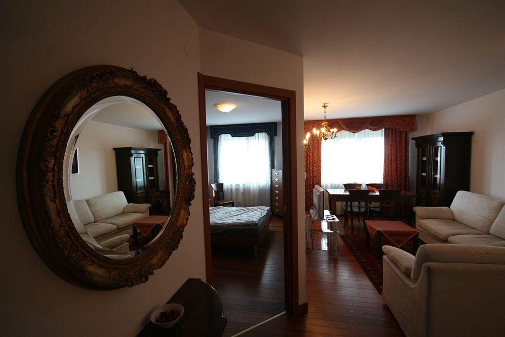 Lucka Residence Warsaw Luaran gambar